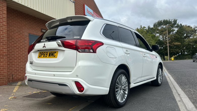 Mitsubishi Outlander 2.4 PHEV Dynamic Safety 5dr Auto Estate